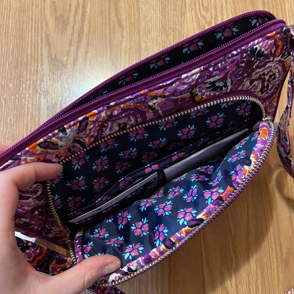 Vera Bradley Iconic RFID Little Hipster Dream Tapestry - Picture 3 of 7